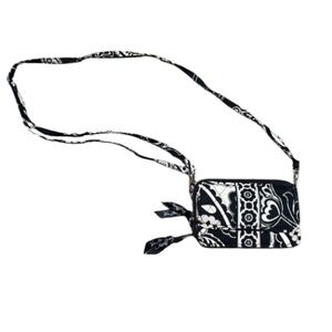 Vera Bradley Black Zipper Pulls